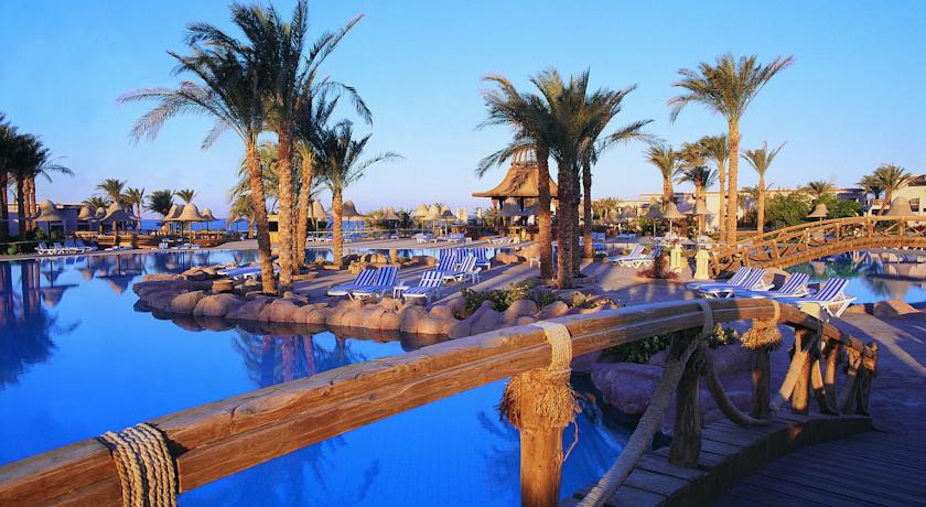SUNRISE Arabian Beach Resort